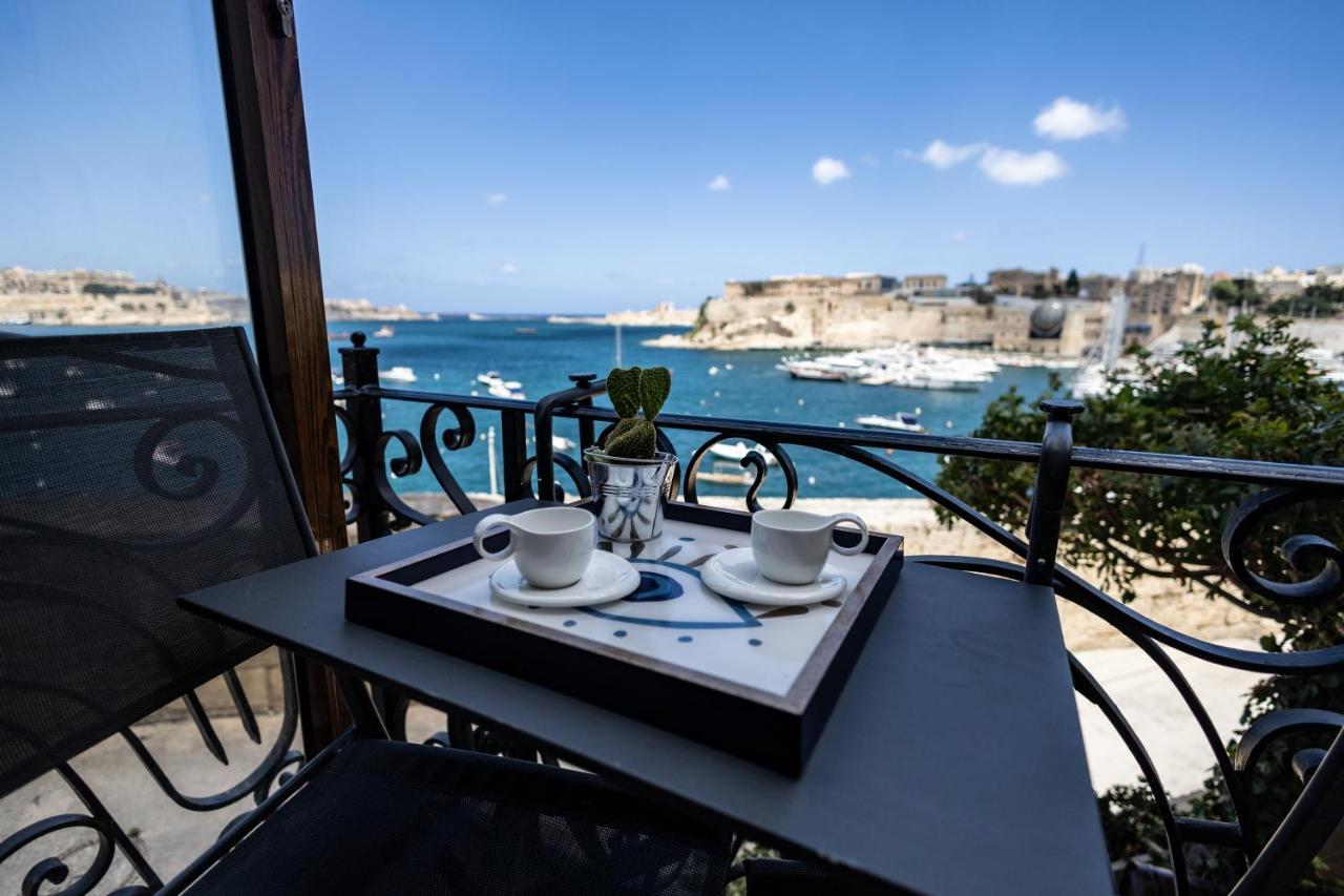 Blue Eye - Waterfront Home In A Scenic Location Birgu Luaran gambar
