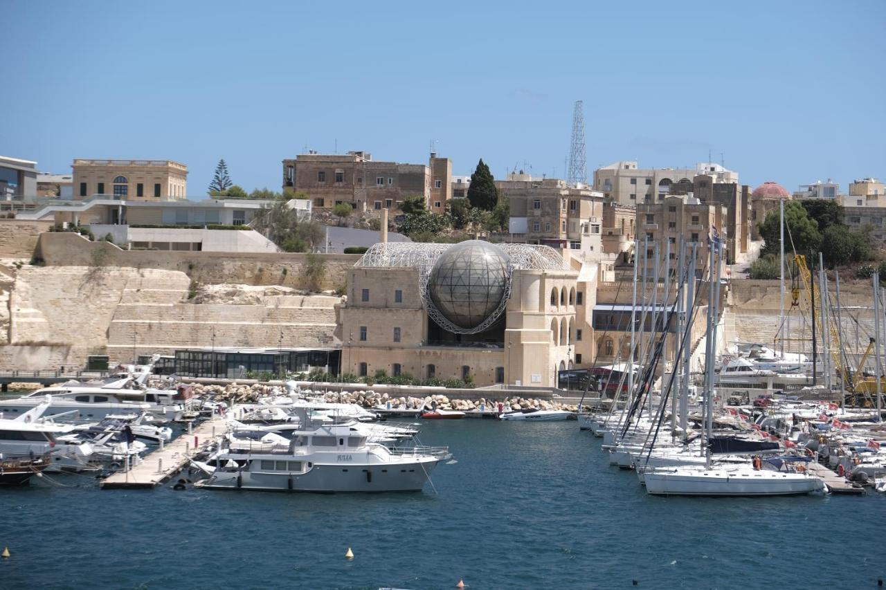 Blue Eye - Waterfront Home In A Scenic Location Birgu Luaran gambar
