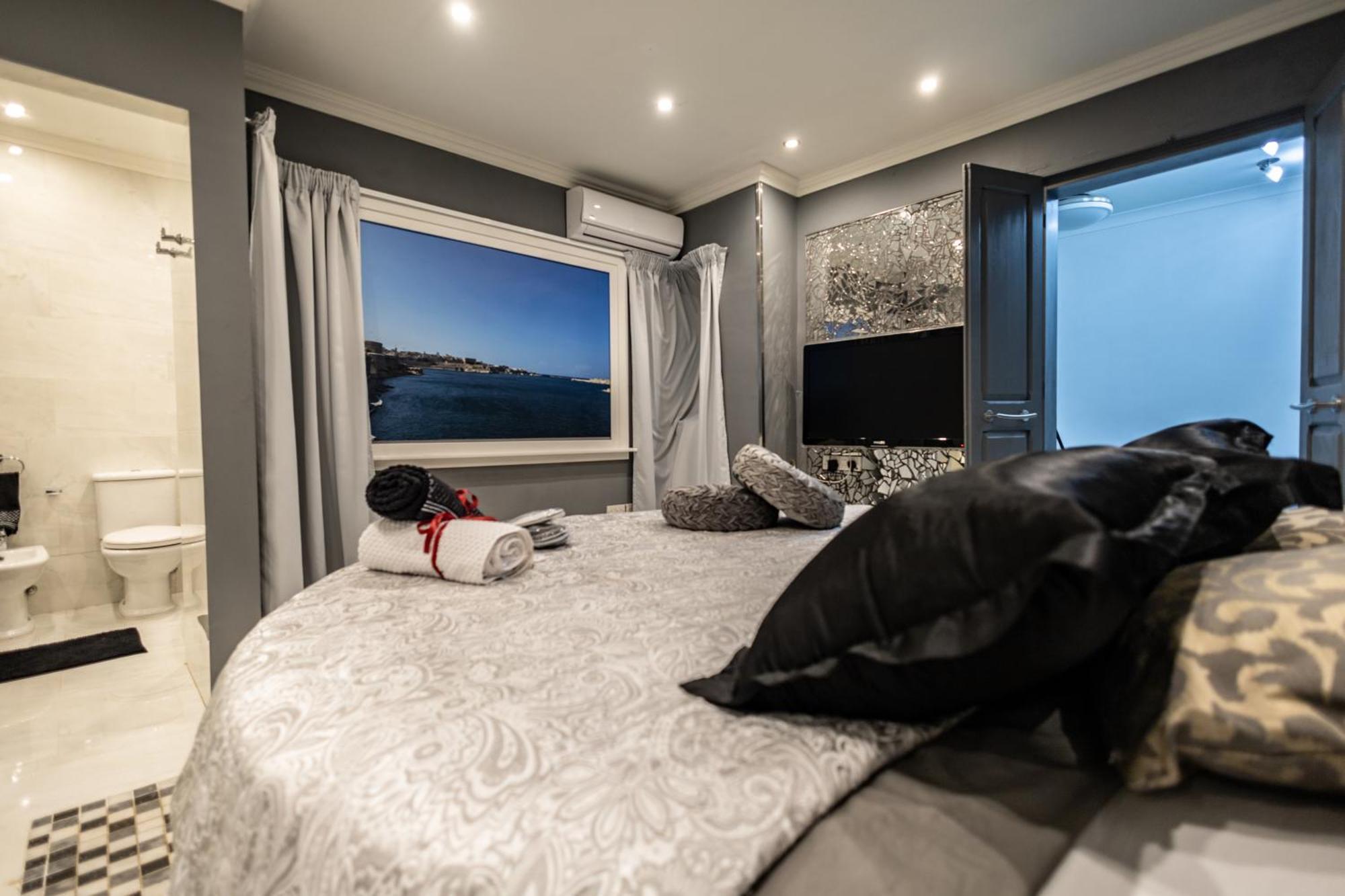 Blue Eye - Waterfront Home In A Scenic Location Birgu Luaran gambar
